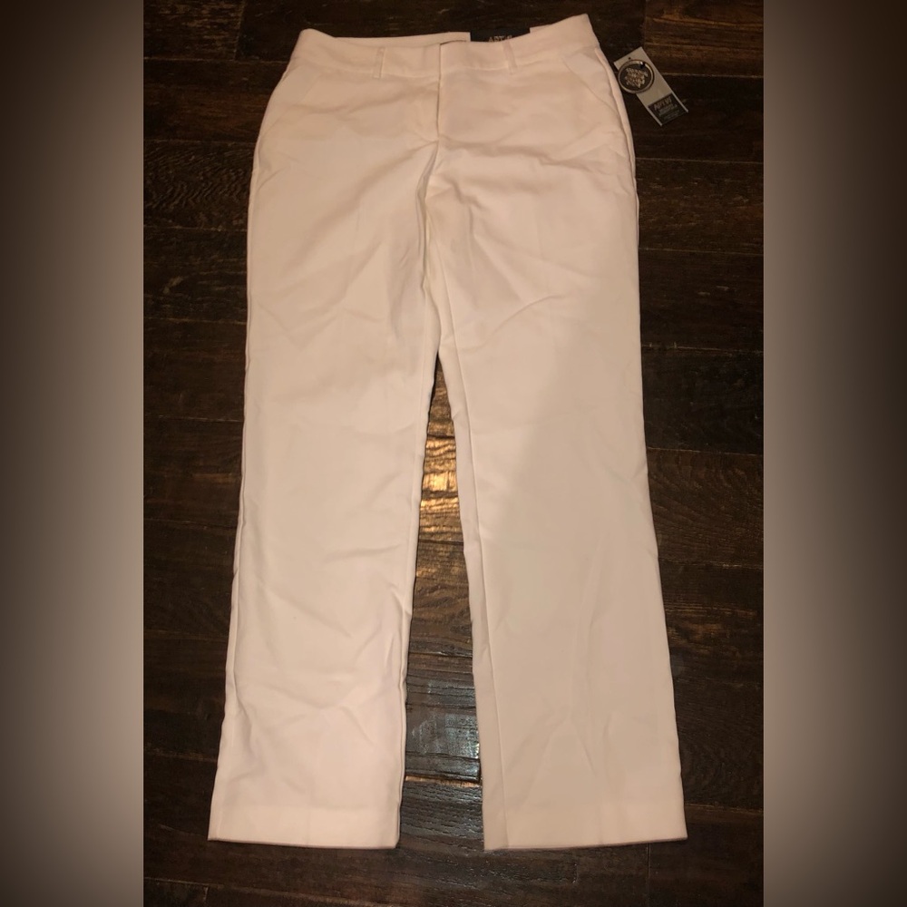 Apt. 9 Straight Leg Pants in White